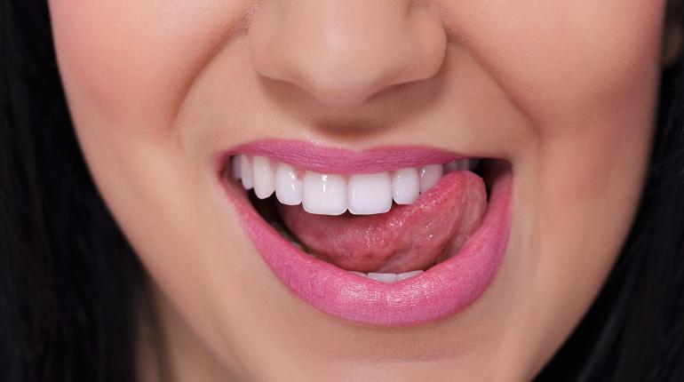 Здоровые зубы и полость рта