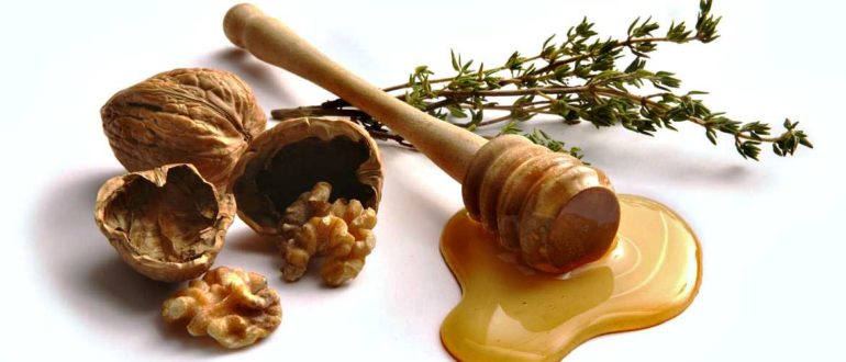 Мед и грецкий орех