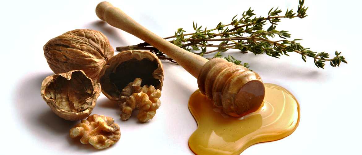 Мед и грецкий орех